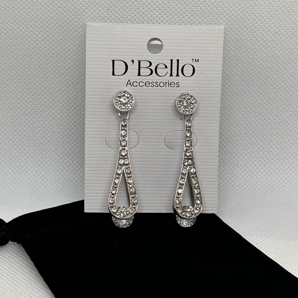 Silver Crystal Drop Earrings 2A